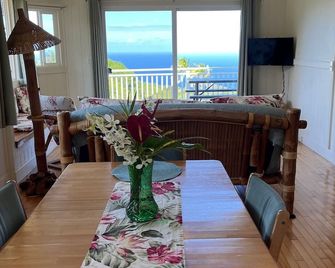 Serene, Restored House From Sugar Days With Sweeping Ocean Views - Honokaa - Sala pranzo