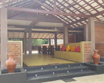 Sigiri Resort - Sigiriya - Lobby