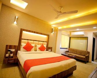Hotel Moti Palace - Agra - Bedroom