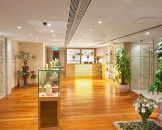 Holiday Inn Macau By IHG - Macau - Lobby