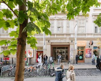 Wombat's City Hostel Budapest - Budapest - Utomhus