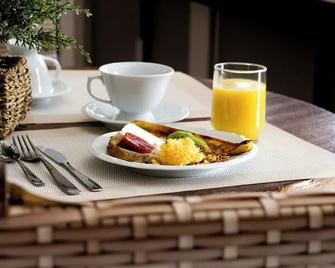 Pousada Eunapolis - Eunápolis - Їжа та напої