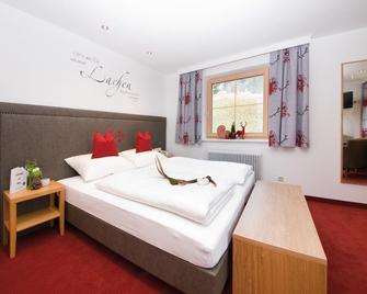 Hotel Garni Rauch - Sankt Anton am Arlberg - Bedroom