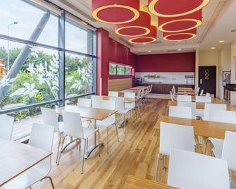 Travelodge Hull Central - Hull - Restaurant