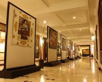 Mesra Alamanda Hotel - Samarinda - Vestíbul