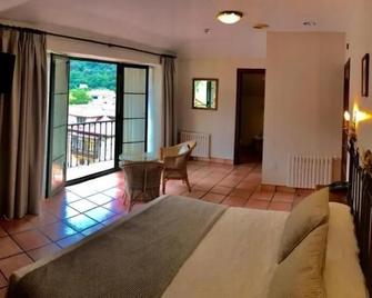 Hotel Villa de Cabrales - Las Arenas