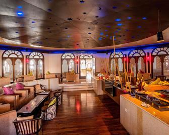 Mercure Hurghada Hotel - Hurghada - Bar