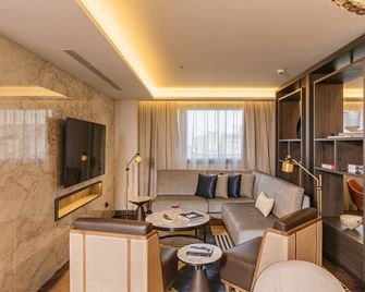 Intercontinental Hotels Barcelona By IHG - Barcelona - Sala de estar