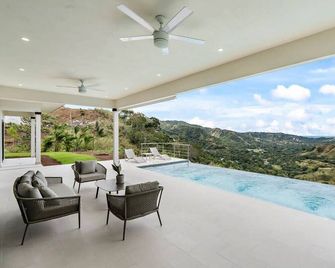 Villa Acantilado - Coco - Piscina