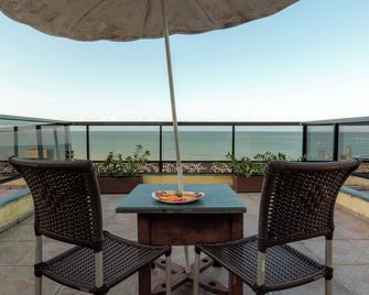 ريدي أندرادي بيلو ماري كومفورت - ناتال - شرفة