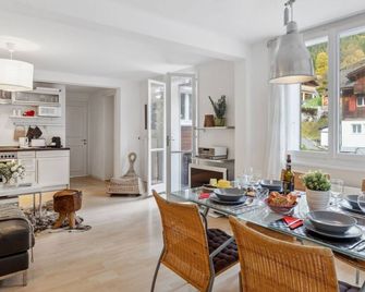 Apartment Bristol Apt-S by Interhome - Lauterbrunnen - Sală de mese