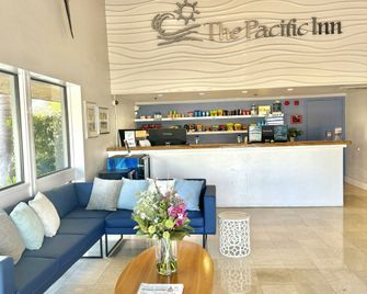 The Pacific Inn - Seal Beach - Lobby