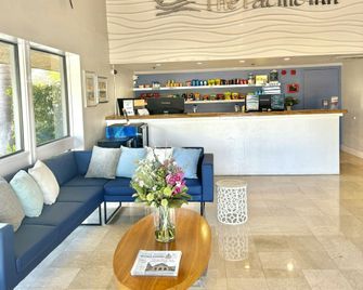 The Pacific Inn - Seal Beach - Lobby