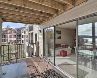 Lake Ozark Condo with Pool and Fishing Docks! - Lake Ozark - Balcony