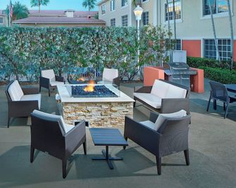 Residence Inn by Marriott Fort Lauderdale Weston - Weston - Patio