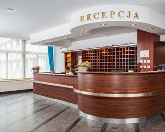 Osw Kaper - Jurata - Front desk