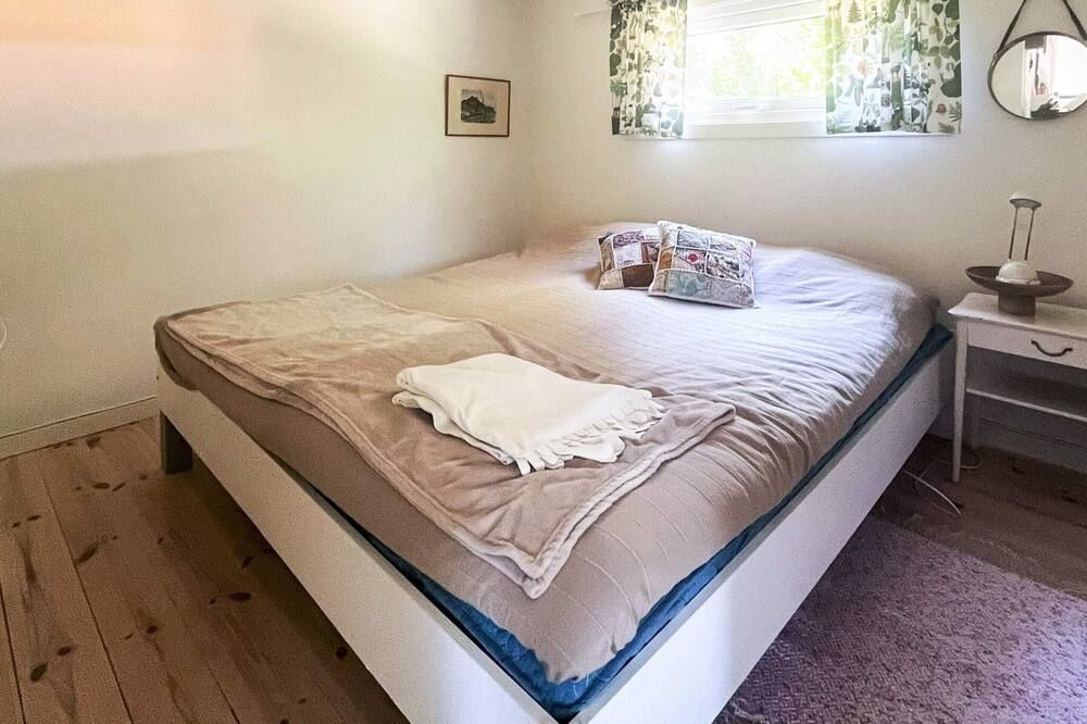 5 Person Holiday Home In Karlskoga - Karlskoga - Bedroom