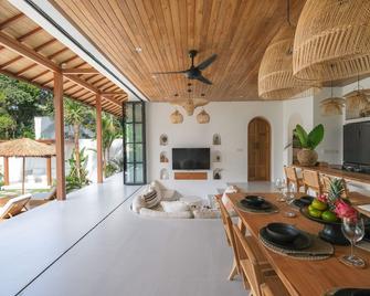 Villa Lestari Ubud - Tegalalang - Dining room