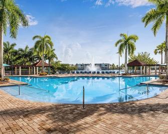 Marriott's Villa at Doral -Many Dates Available- Highest Reviewed Owner! - Doral - Piscina