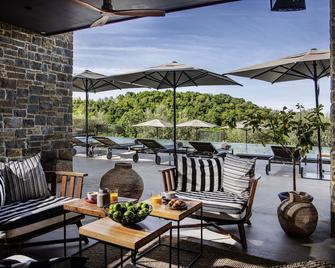 San Canzian Hotel & Residences - Small Luxury Hotels of the World - Buje - Patio