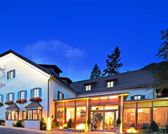 Romantik Hotel & Restaurant Stafler - Mauls - Budova