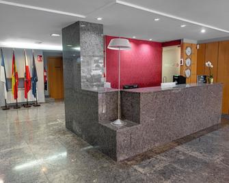 Hotel Faranda Alisas Santander, an Ascend Collection Hotel - סנטאנדר - דלפק קבלה