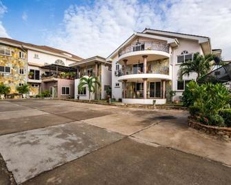 Midindi Hotel - Accra - Bangunan