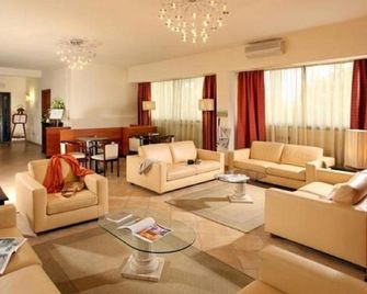 Hotel Cassia - Olgiata - Obývací pokoj