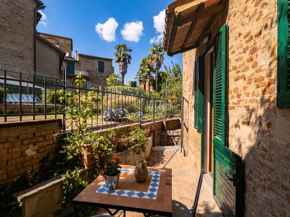 B&B Siena In Centro - Diffuso $83. Siena Hotel Deals & Reviews - KAYAK