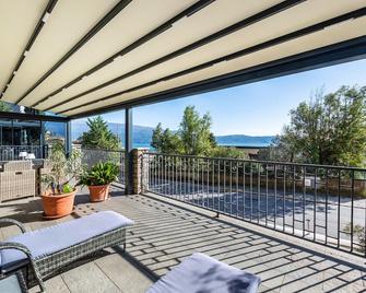 Residence Virgilio Green - Toscolano Maderno - Balcón