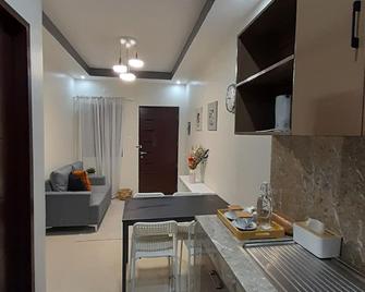Manzil Anilao B&B - Mabini - Kitchen