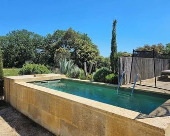 Gite in a mas with private pool 5 min from pont du gard - Vers-Pont-du-Gard - Pool
