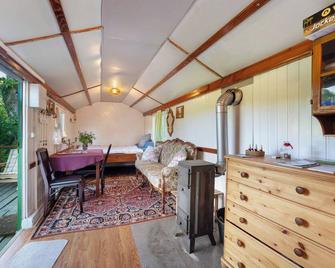 Ferien Tinyhaus im Tale - Ahlefeld-Bistensee - Sala de estar