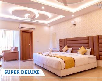 Hotel Lorven - Tirupati - Slaapkamer