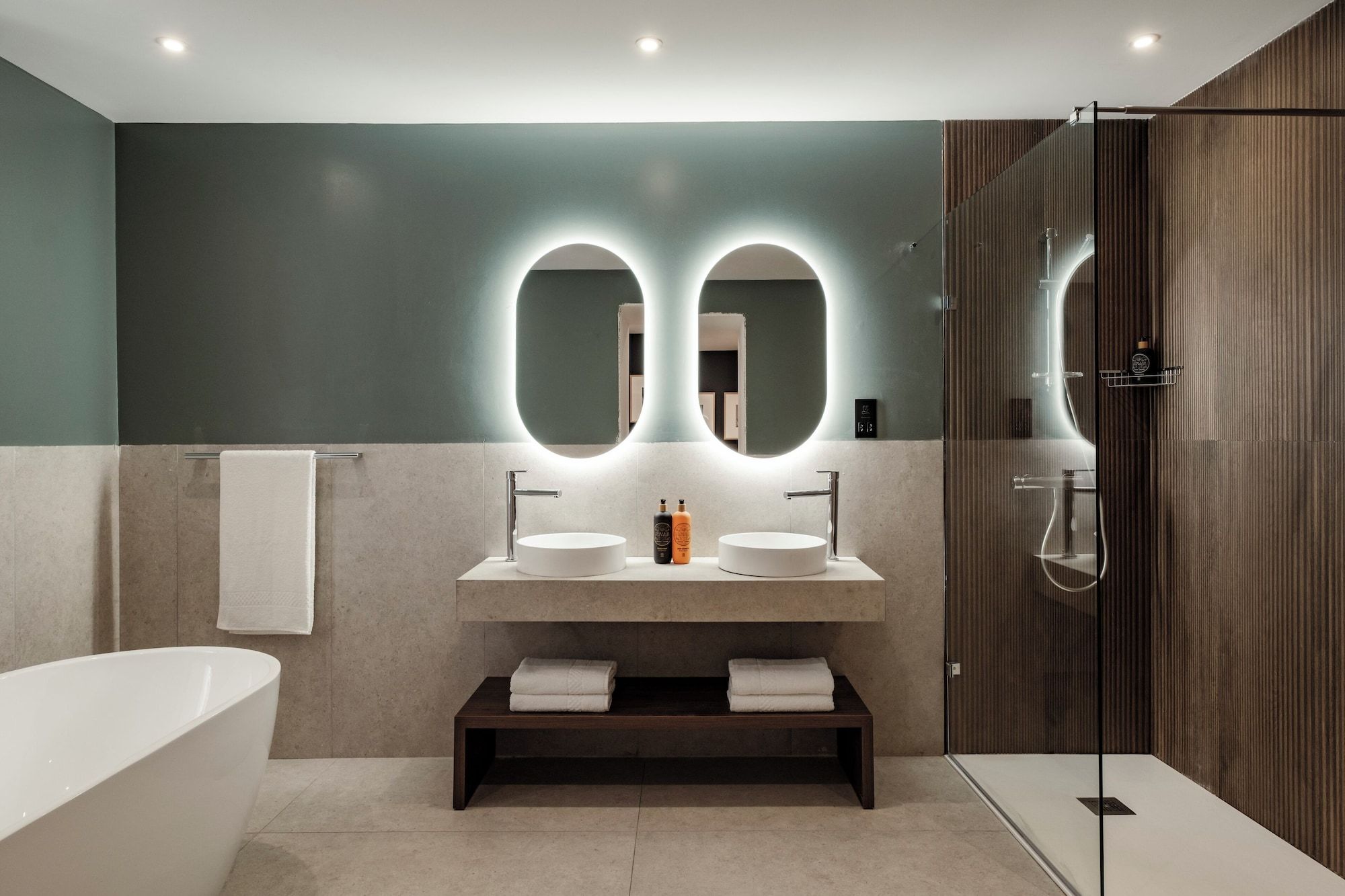 Bathroom view of 19 Rooms