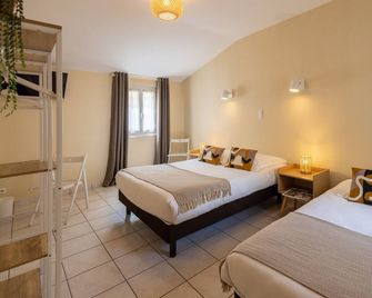 L'aptois Hotel - Apt - Bedroom