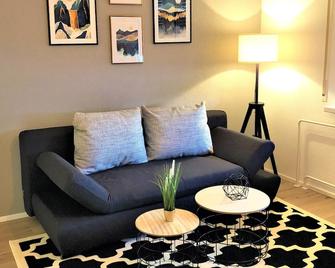 3Rooms Central-Modern- The Alps by Lakescape FeWos - Friedrichshafen - Living room