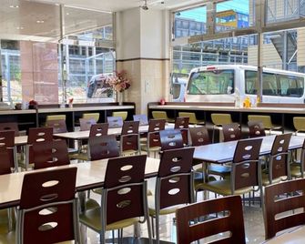Toyoko Inn Gifu-hashima-eki Shinkansen Minami-guchi - Ichinomiya - Restaurace