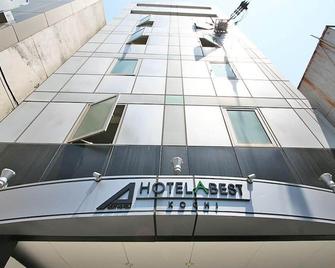 هوتل أبيست كوتشي - كوشي - مبنى