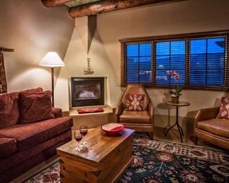 The Hacienda & Spa - סנטה פה - סלון