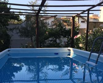 HB Albergo Lamanna - Taranto - Tesis olanığı