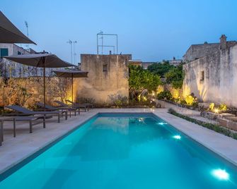 Palazzo Frangipane - Salve - Pool