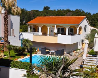 Villa Vanilla With Heated Pool - Zadar