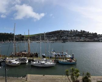 Harbourside 1 - Dartmouth