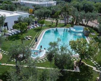 Hotel Torre Santamaria Resort - Mattinata - Басейн