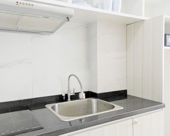 Cozy Stay And Homey 2Br Vida View Apartment - Makassar