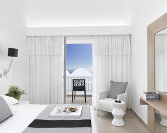 Aressana Spa Hotel and Suites - Fira - Camera da letto