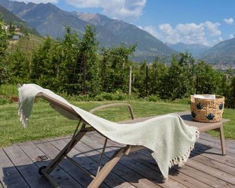 On the slope Comfortable holiday residence - Tscherms - Innenhof