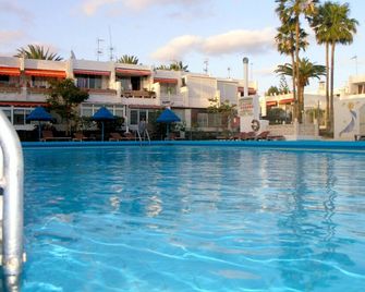 Apartment Chaparral Complex - Costa del Silencio - Pool
