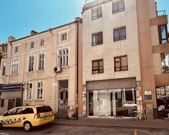 Swed Cab Embassy - Varna - Edificio